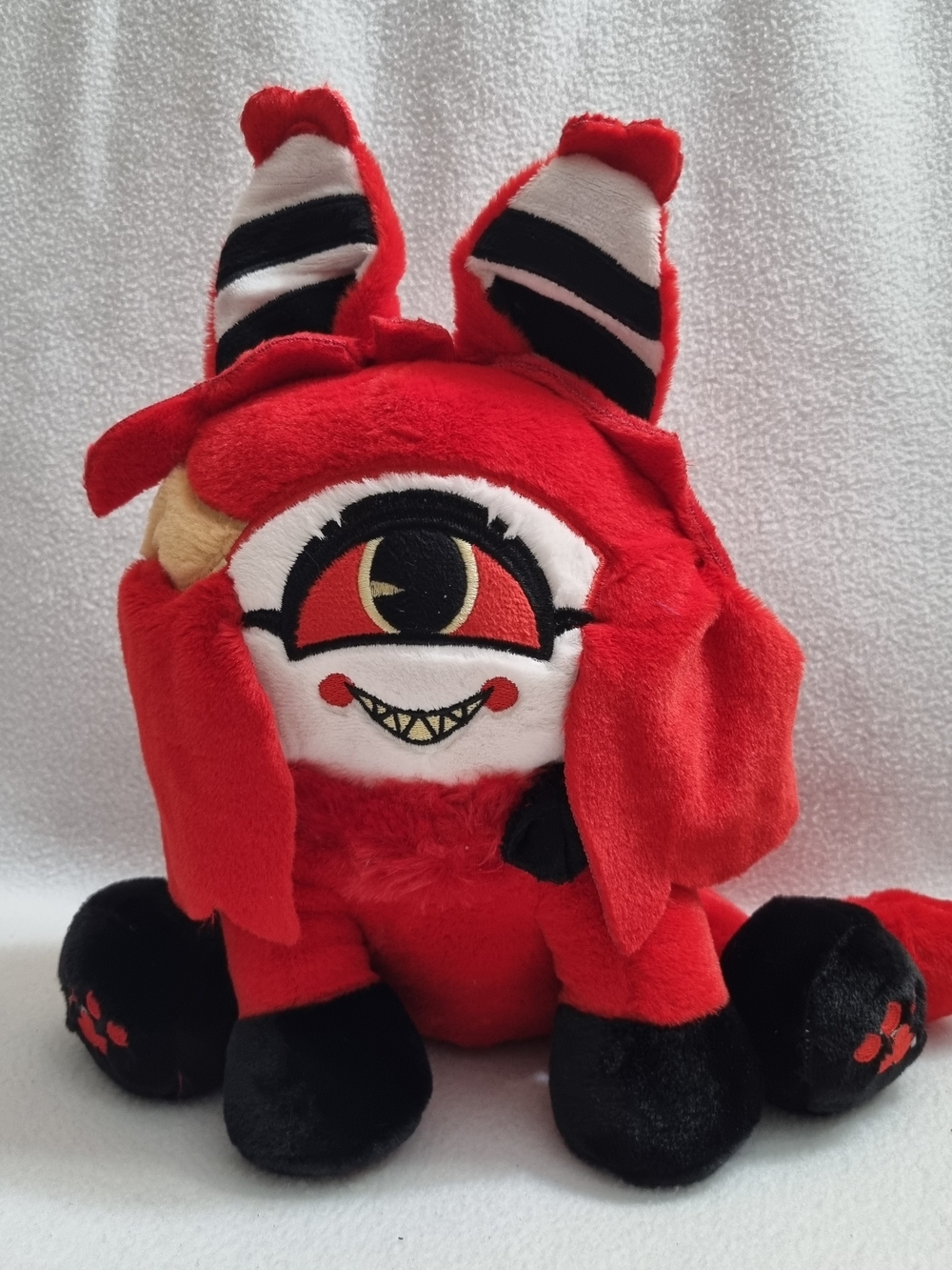 Red Cyclops Monster Plush Stuffed Animal - Cute One-Eyed Plush Toy